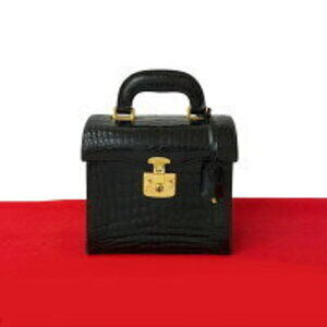 GUCCI Lady Lock crocodile leather handbag vanity bag black